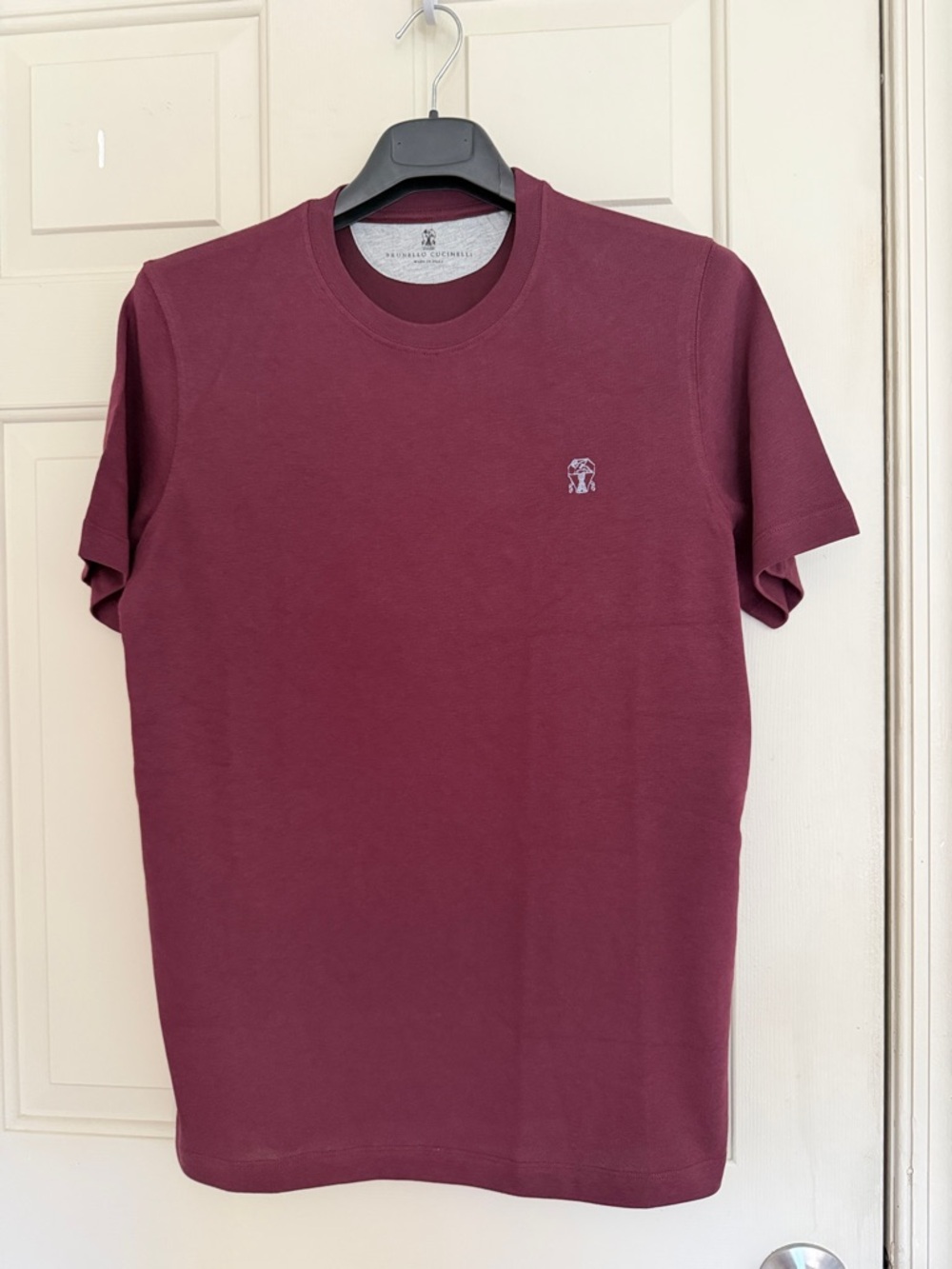 Brunello cucineli Crew Neck T‑Shirt in Burgundy - Classic Everyday Style